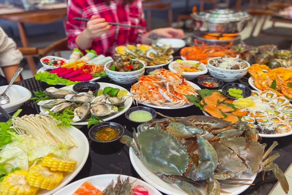Thưởng thức hải sản tươi ngon ngay tại chỗ